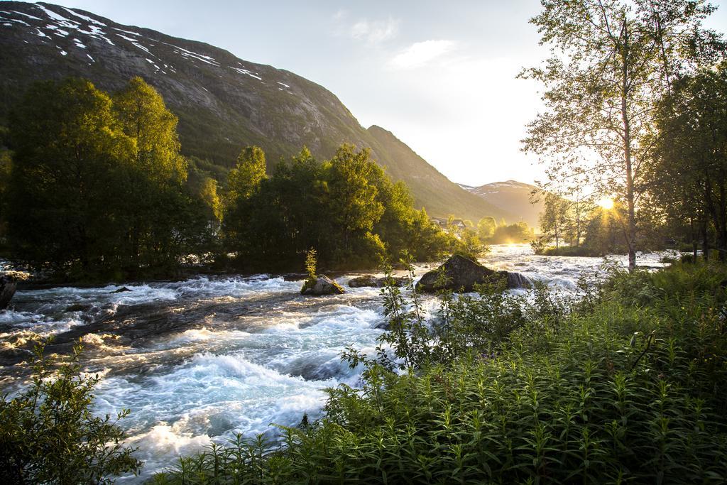Jolstraholmen Camping Og Hytter Vassenden Dış mekan fotoğraf