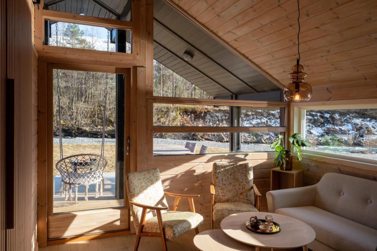 Jolstraholmen Camping Og Hytter Vassenden Dış mekan fotoğraf